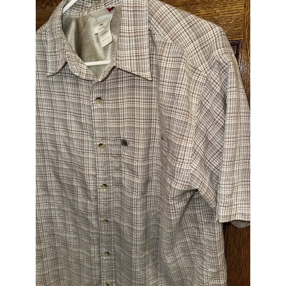 EUC Men's The North Face Shirt Size Medium Vented Button Down Short Sleeve Blend